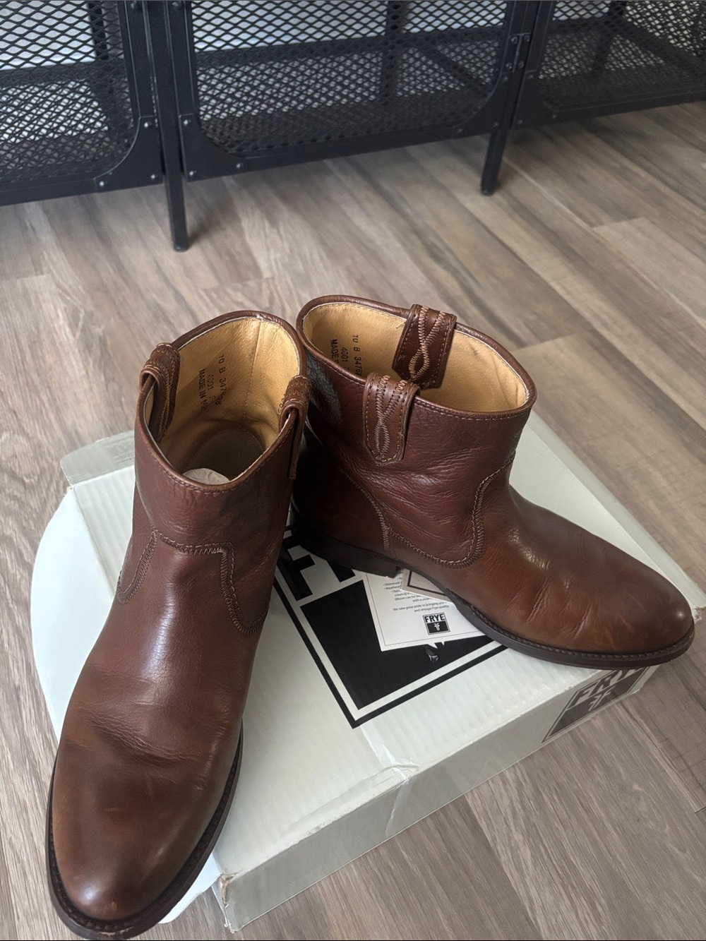 Women’s FRYE Brown Leather Ankle Boots - Classic Pull-On Chelsea Style
